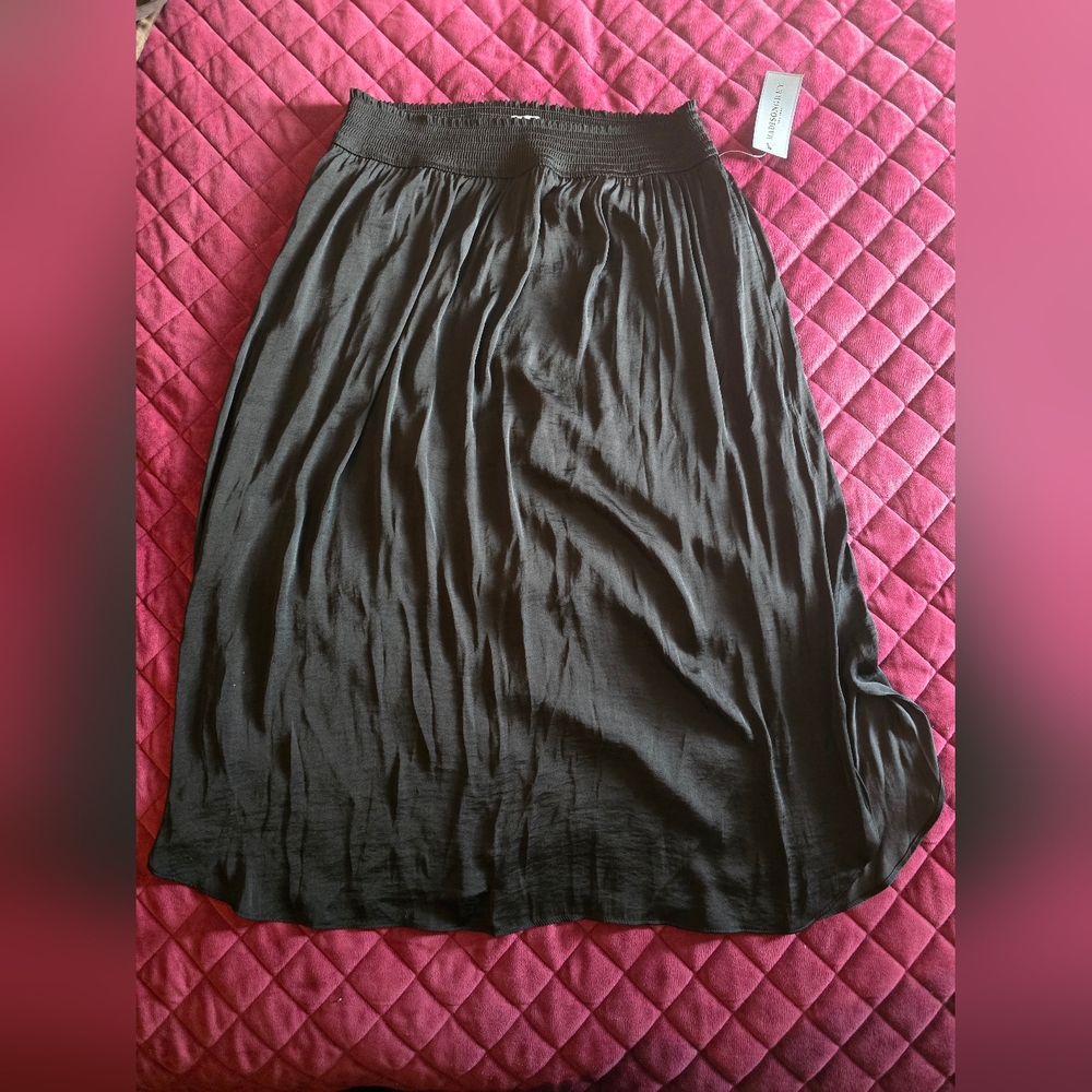 Madison Grey Black Skirt